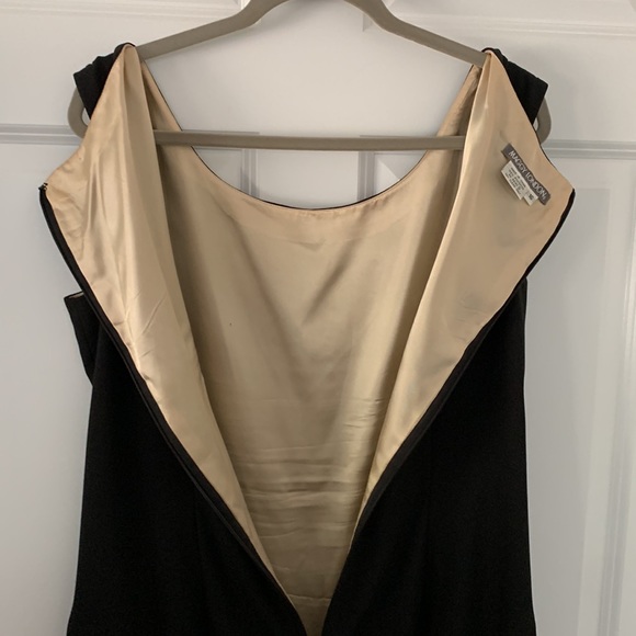 Maggy London Basic Black Dress. Size 16 - Picture 5 of 5